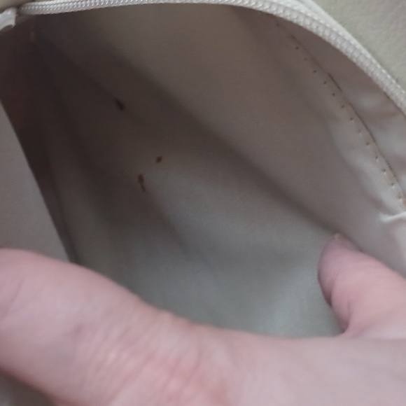 4/$30 Cream Coloured Patchwork Faux-Leather Purse - Medium Size - Picture 7 of 12